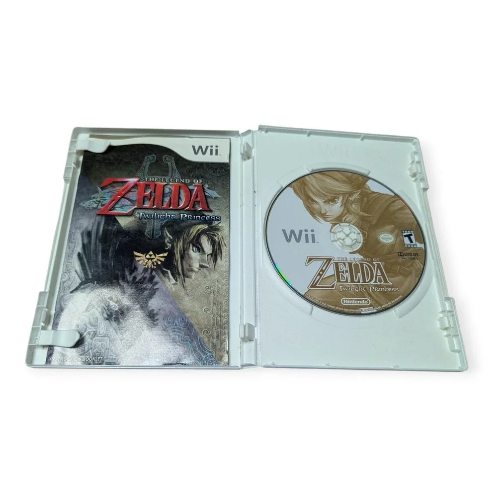 Nintendo Wii The Legend of Zelda Twilight Princess CIB Action Adventure